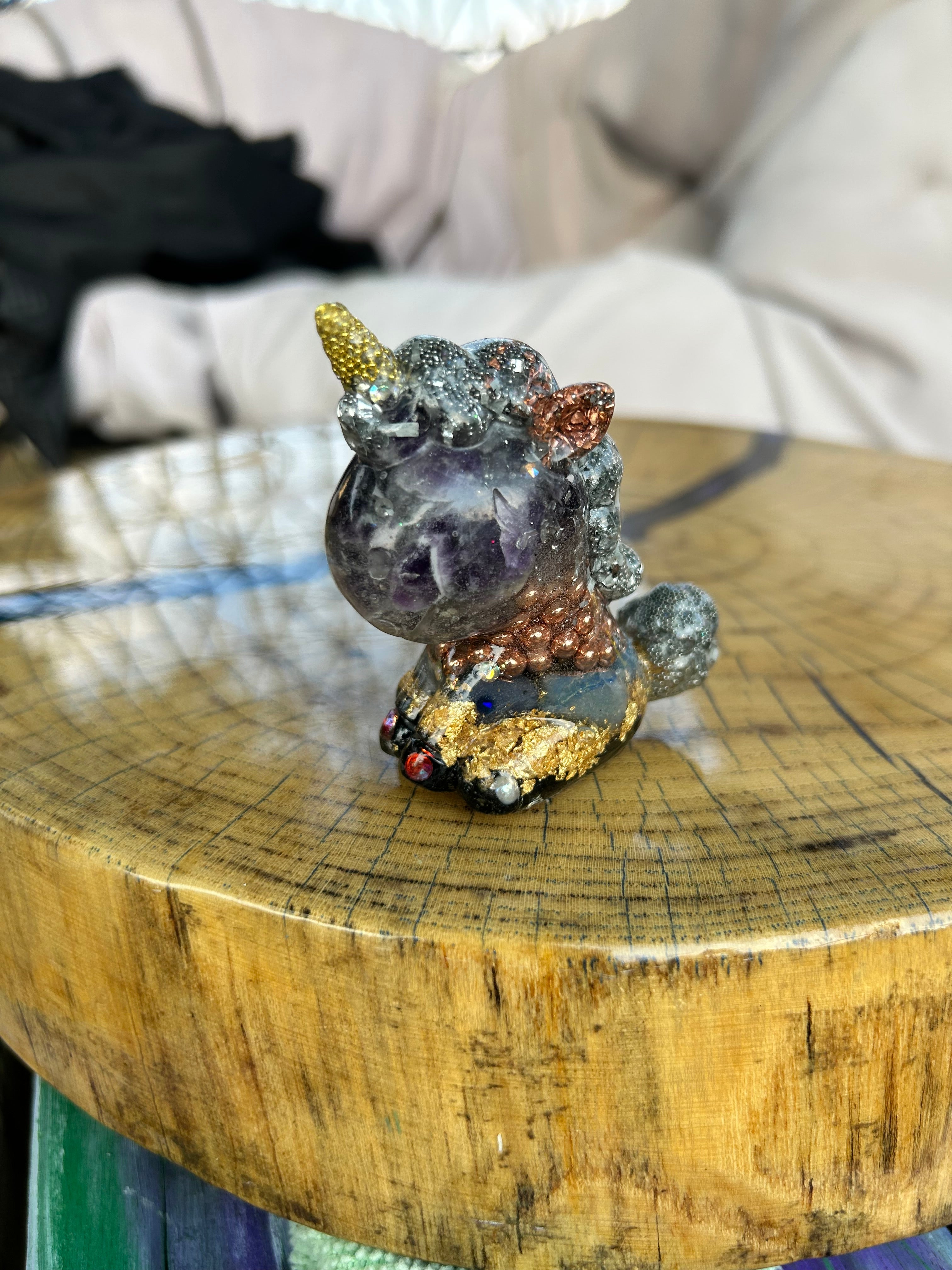 Handmade Orgonite Unicorn – Amethyst, Lapis Lazuli & Black Onyx